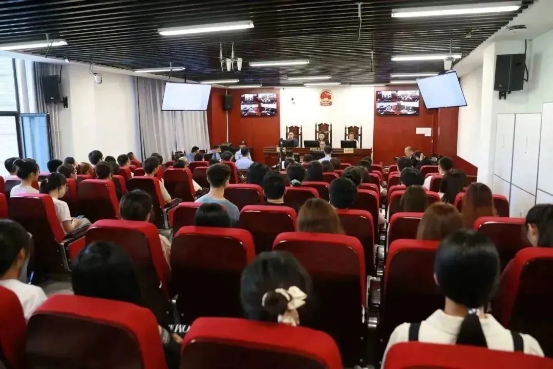 c63cd0b66cb949768b058b4b1f1c6580.jpg c63cd0b66cb949768b058b4b1f1c6580.jpg