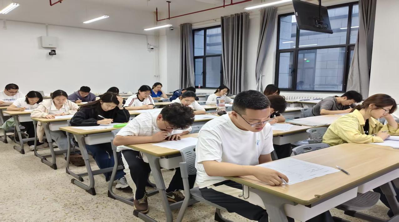 山西大学首届“校园法治知识竞赛”初赛圆满完成
